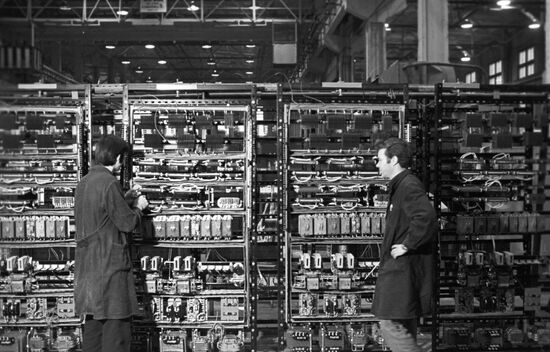 Assembling control panels