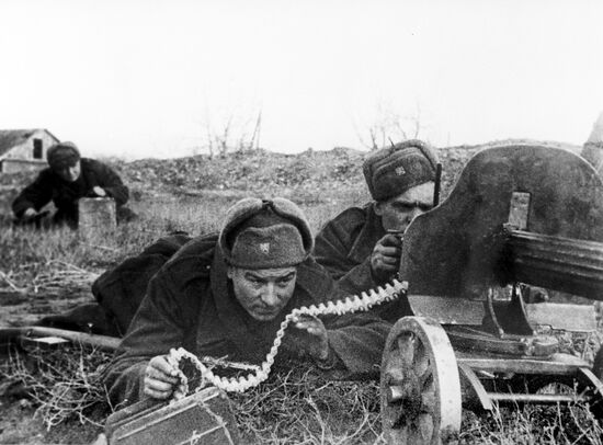 Machine gun crew