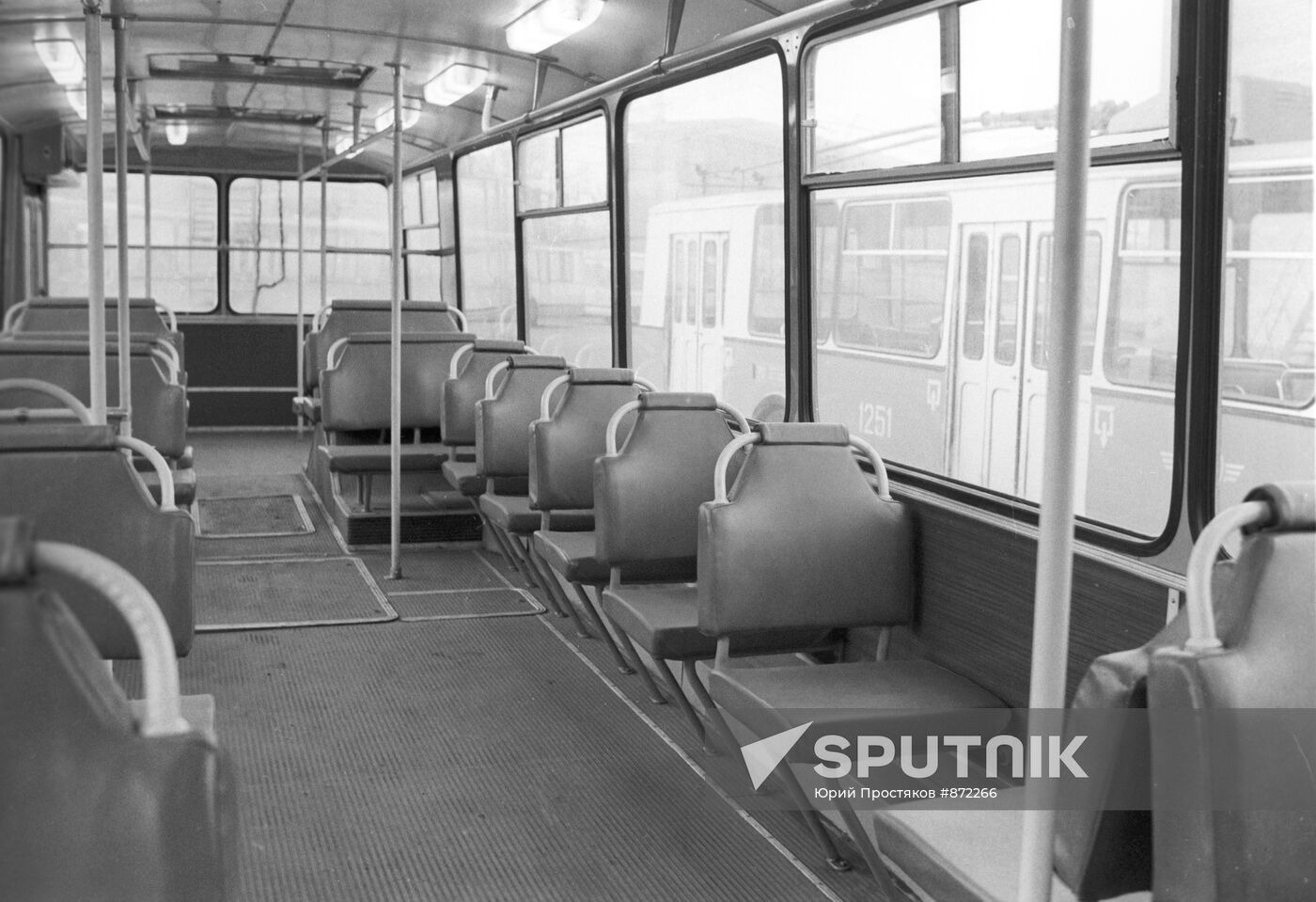 Passenger compartment of trolley-bus of "Ziu-683B" series
