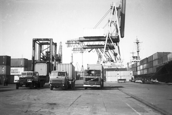 A merchant port