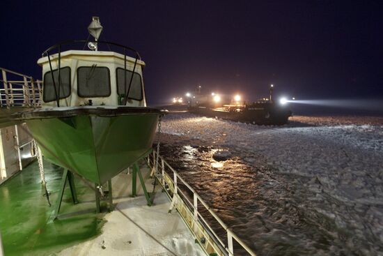 Vaigach nuclear icebreaker leading ships through Gulf of Finland