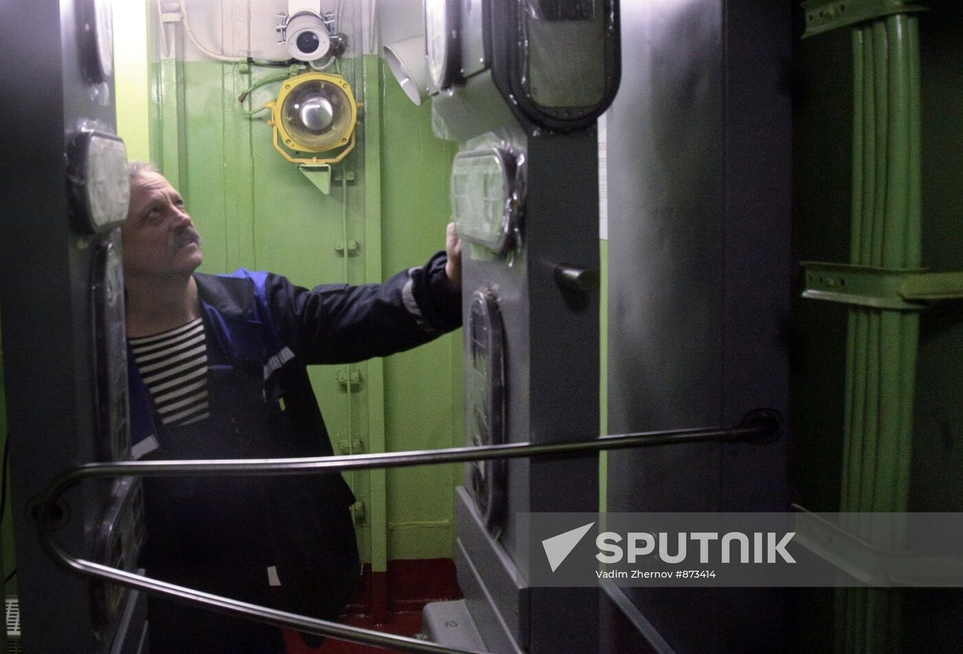 Checking radiation detector work