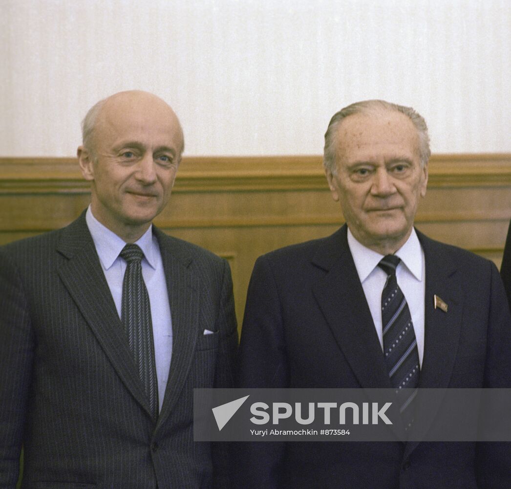 Nikolai Tikhonov and Kore Willoch