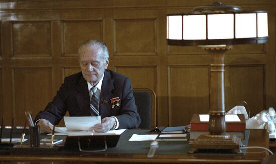 Nikolai Tikhonov