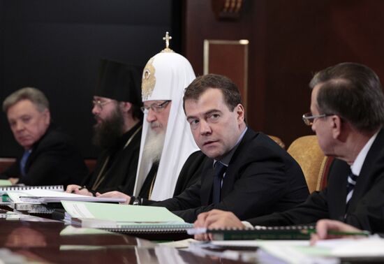 Dmitry Medvedev holds meetings on March 4, 2011