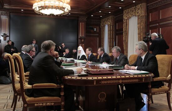 Dmitry Medvedev holds meeting at Gorki residence