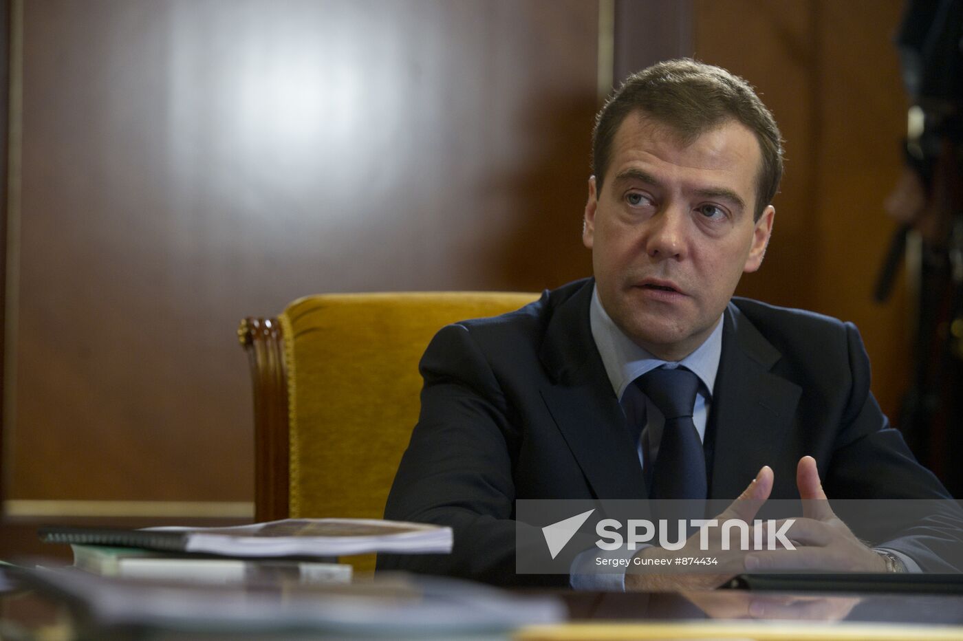 Dmitry Medvedev holds meeting at Gorki residence