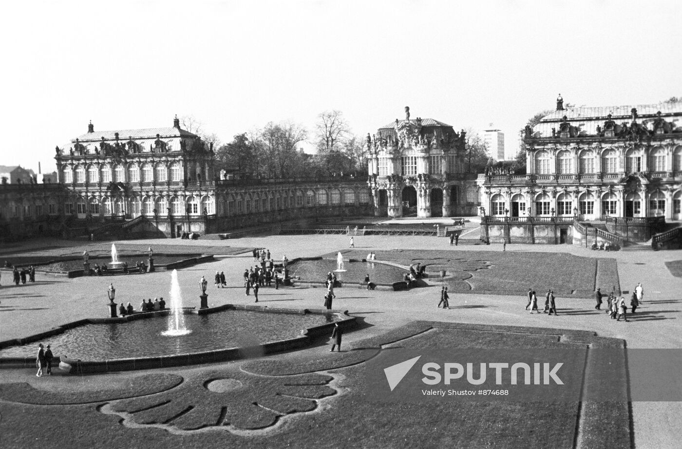 Dresden palace ensemble