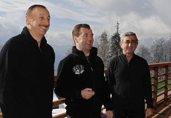 D. Medvedev meets heads of Armenia and Azerbaijan in Sochi