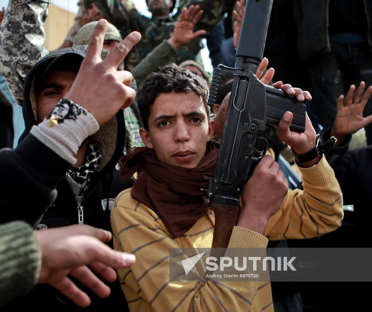 Libyan oil port of Ras-Lanuf taken by opposition