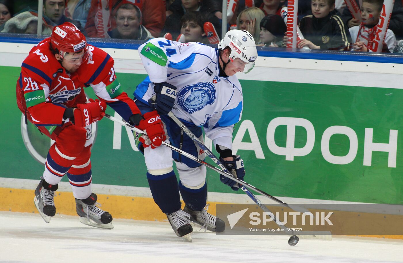 Hockey. KHL. Lokomotiv vs. Dinamo Minsk