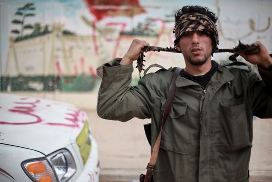Libyan oil port of Ras-Lanuf taken by opposition