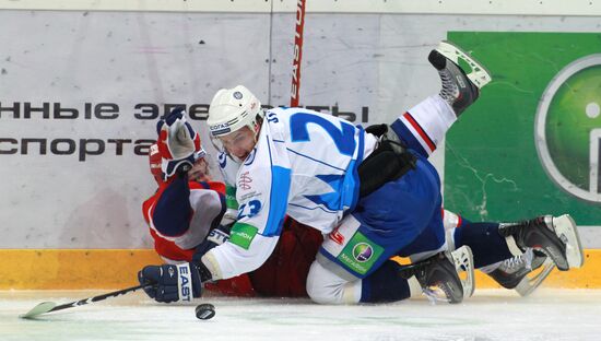 Hockey. KHL. Lokomotiv vs. Dinamo Minsk