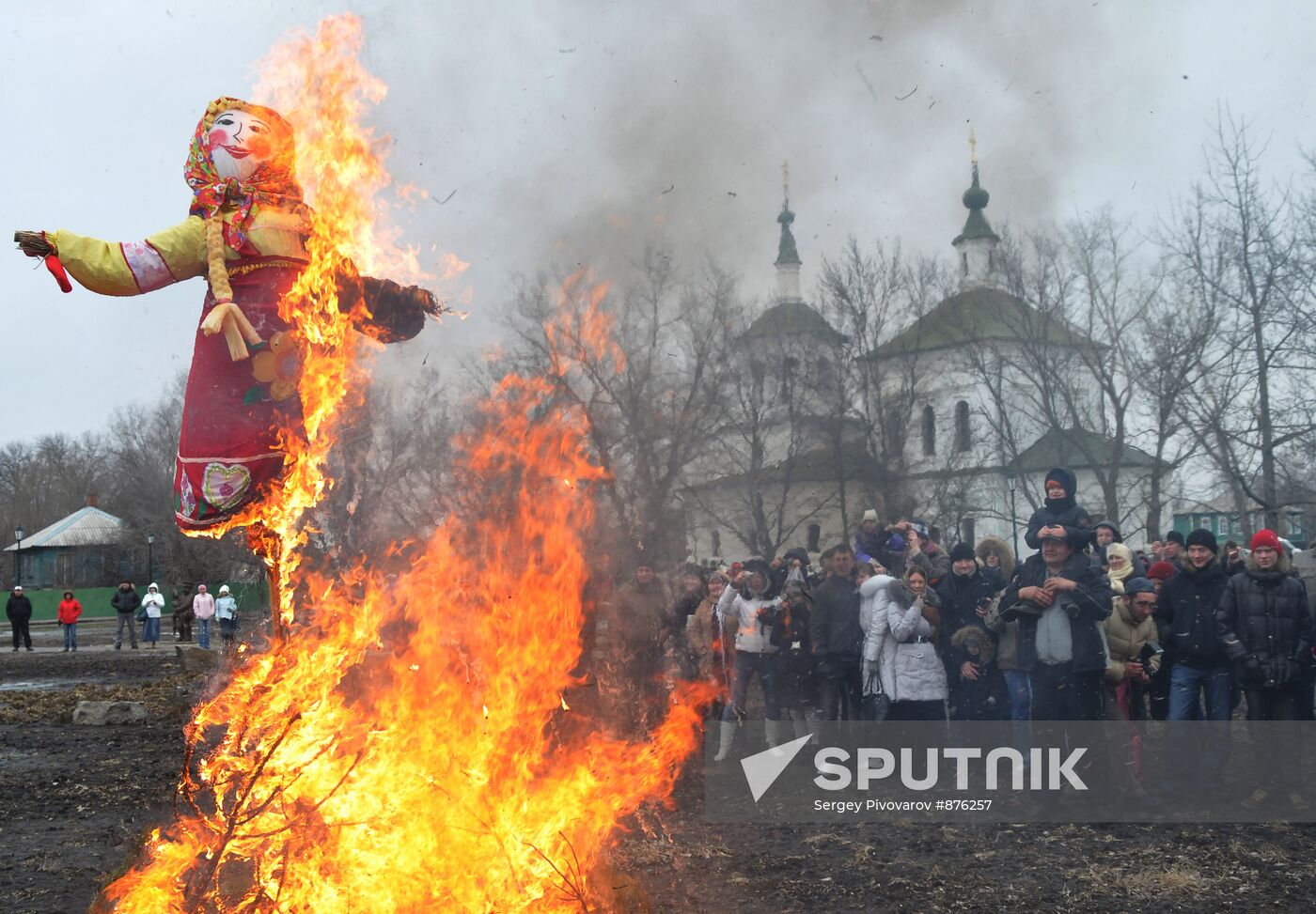 "Shirokaya Maslenitsa" festival in Rostov Region