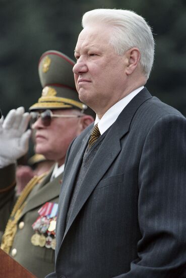 Boris Yeltsin and Igor Sergeyev