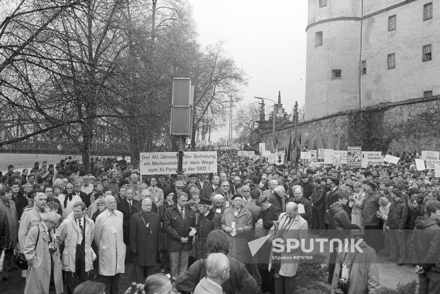 Meeting to mark 40th anniversary since troops linked at Elbe