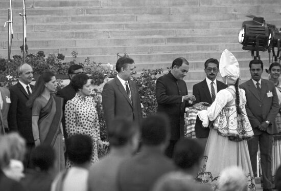 Nikolai Ryzhkov and Rajiv Gandhi