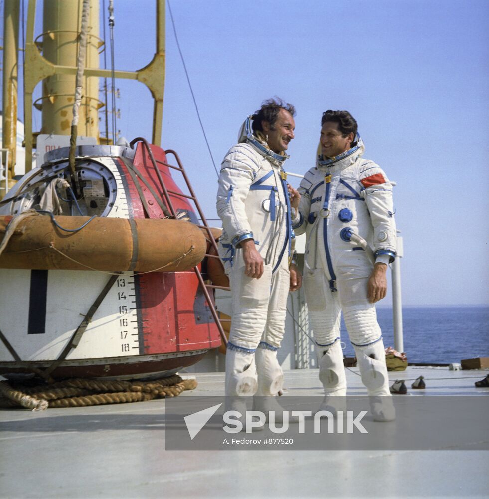 Boris Volynov and Vitaly Zholobov