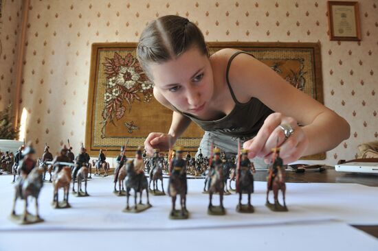 Collection of playdough soldiers made by Sergey Kiselev
