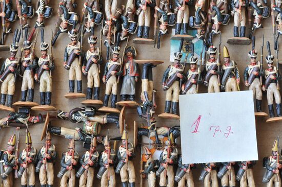 Collection of playdough soldiers made by Sergey Kiselev