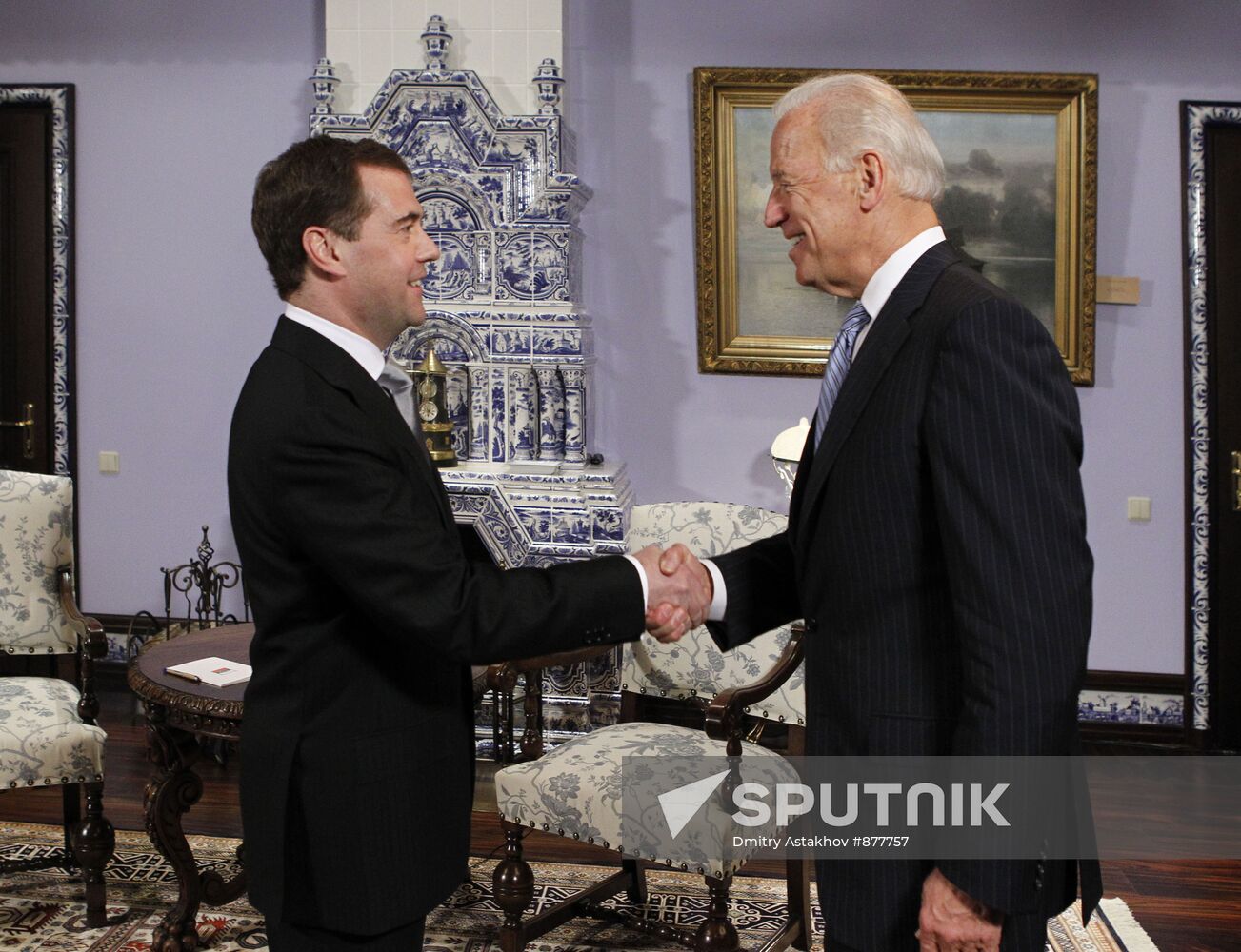 Dmitry Medvedev meets with Joe Biden at Gorki residence