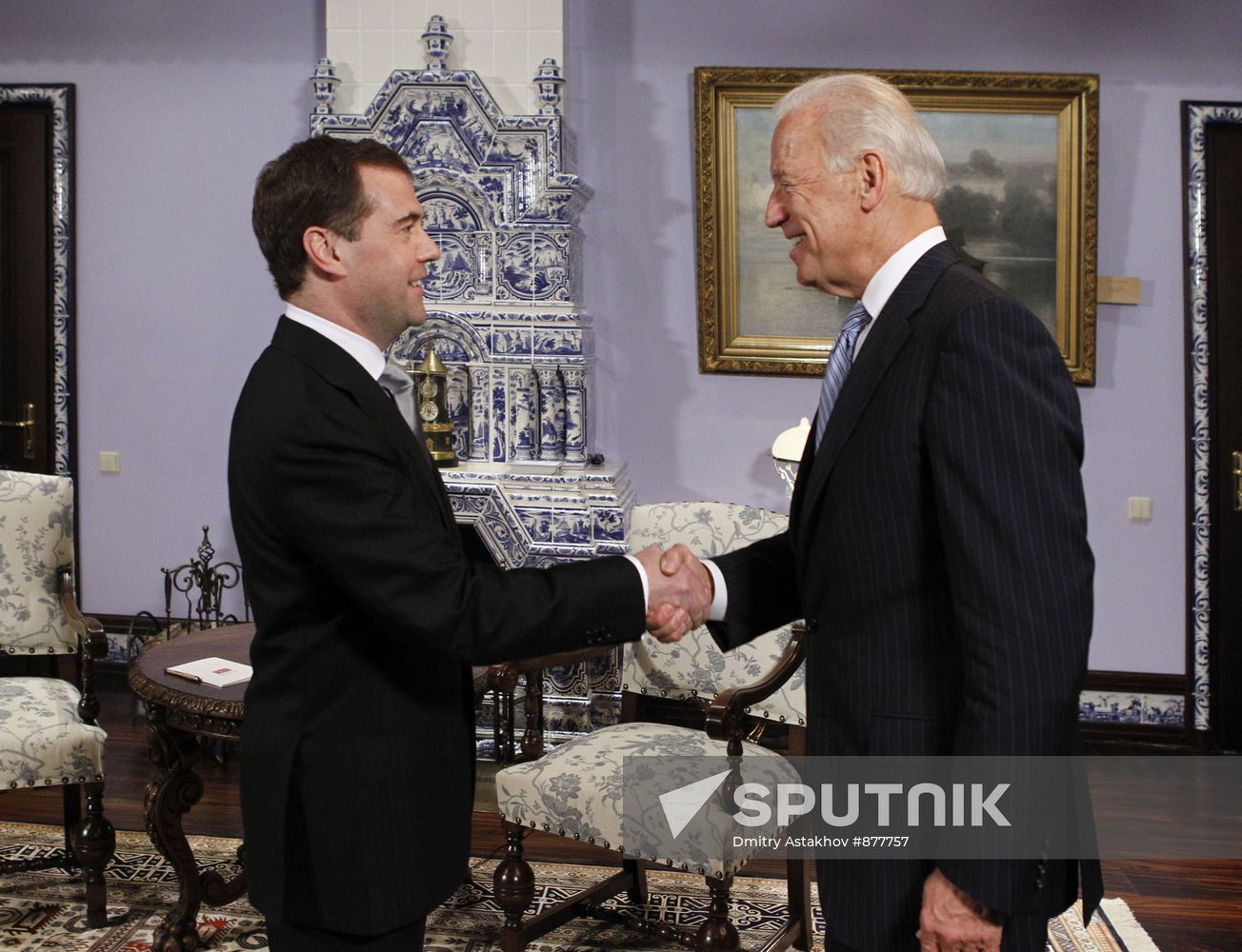 Dmitry Medvedev meets with Joe Biden at Gorki residence