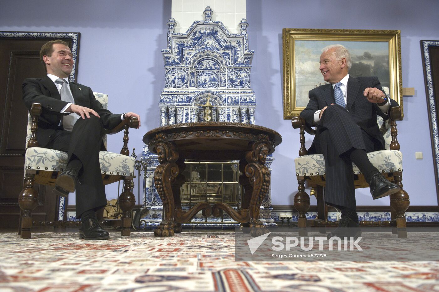 Dmitry Medvedev meets with Joe Biden at Gorki residence