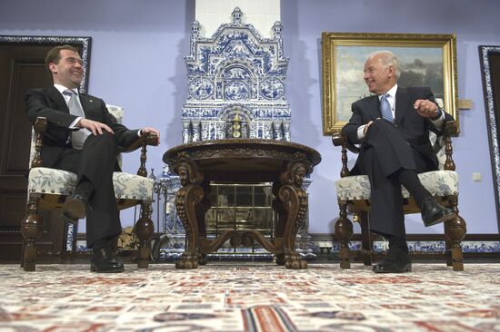 Dmitry Medvedev meets with Joe Biden at Gorki residence