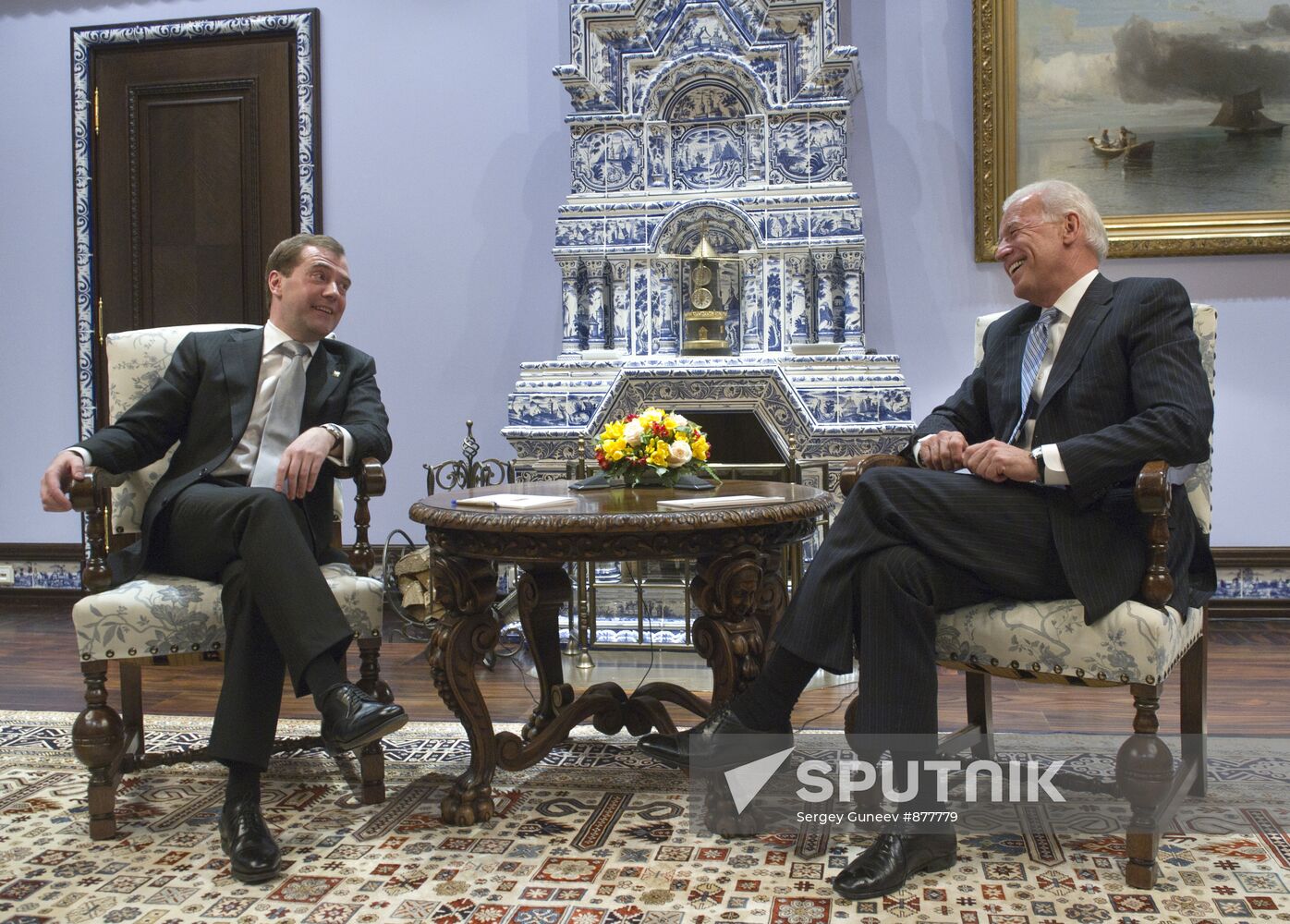 Dmitry Medvedev meets with Joe Biden at Gorki residence