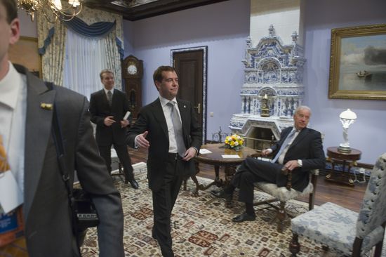 Dmitry Medvedev meets with Joe Biden at Gorki residence