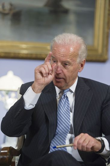Dmitry Medvedev meets with Joe Biden at Gorki residence