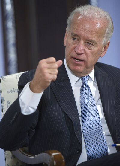 Dmitry Medvedev meets with Joe Biden at Gorki residence