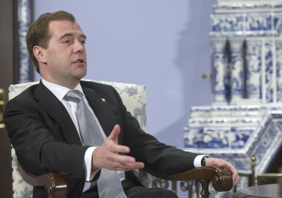 Dmitry Medvedev meets with Joe Biden at Gorki residence