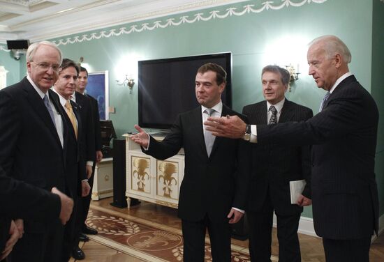 Dmitry Medvedev meets with Joe Biden at Gorki residence