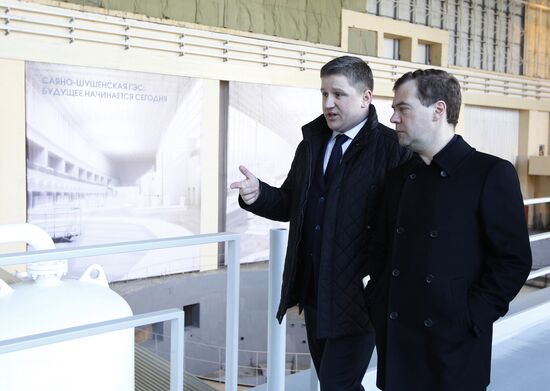 Dmitry Medvedev visits Siberian Federal District