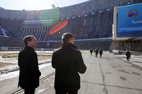 Dmitry Medvedev visits Siberian Federal District