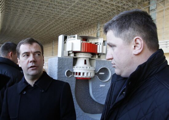 Dmitry Medvedev visits Siberian Federal District