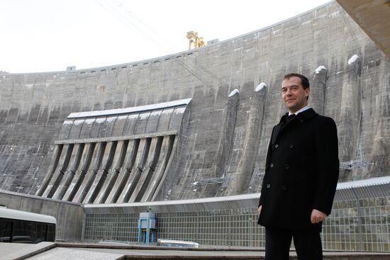 Dmitry Medvedev visits Siberian Federal District