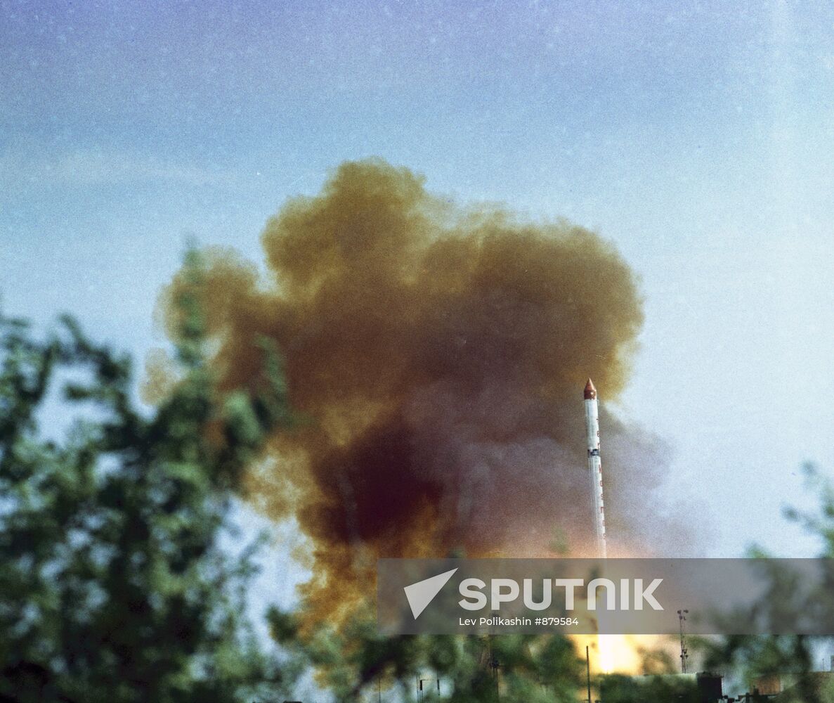 Launch vehicle Cosmos 11K63 blasting off