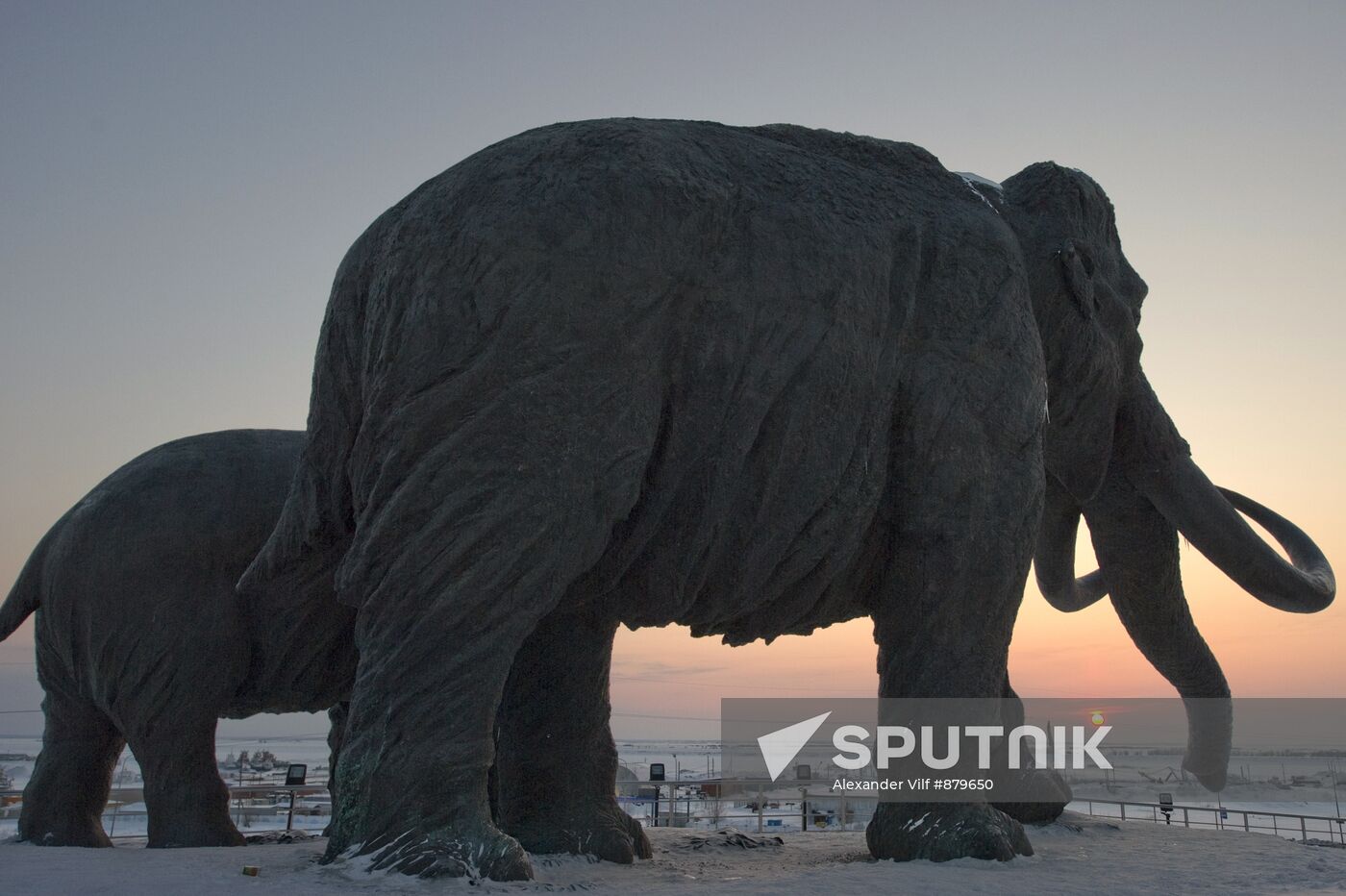 Mammoths sculpture