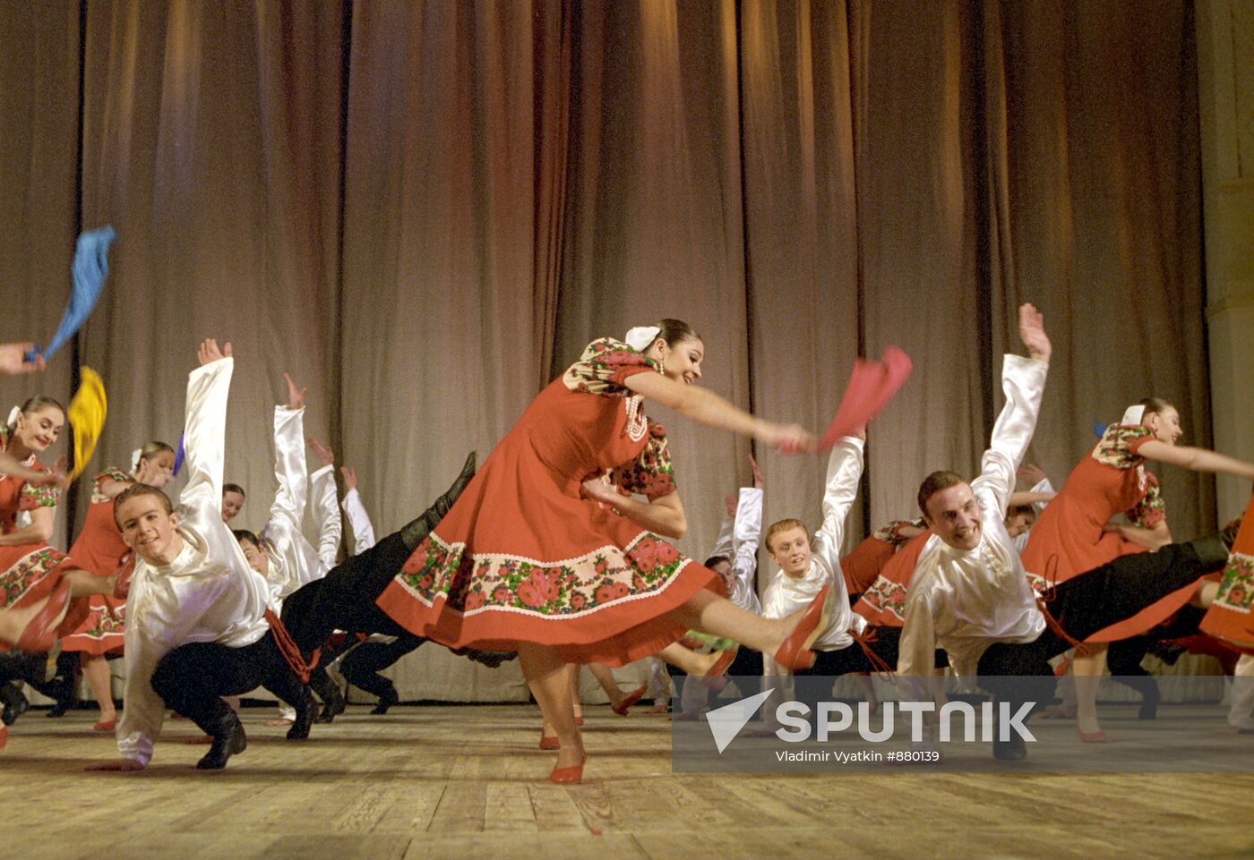 Russian dance "Summer"