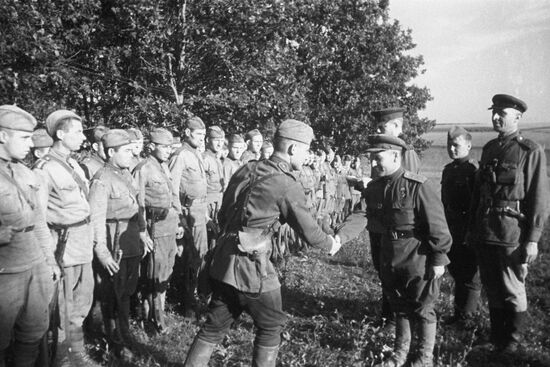 Red Army soldiers