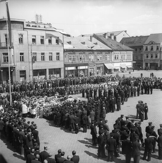 Funeral of Czechoslovak partisans shot dead by Hitler's forces