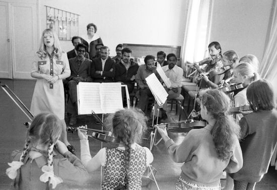 Children give concert at Kapustin Yar