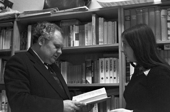 Professor Stanislav Semchinsky and student Nadezhda Lashkova