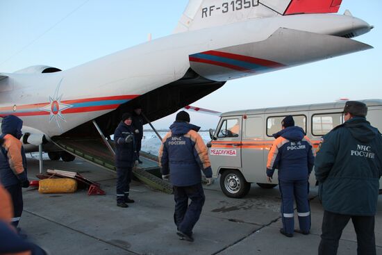 Russian EMERCOM airplane delivers humanitarian aid to Japan