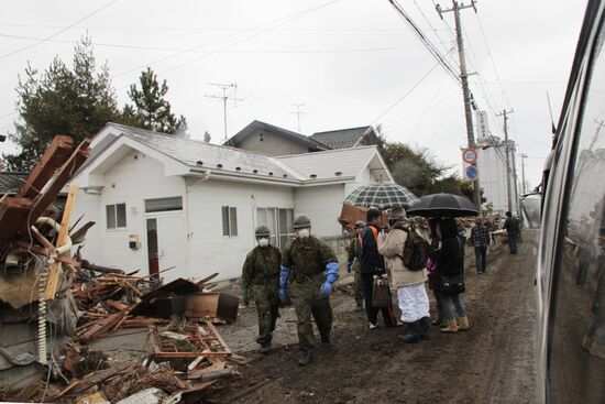 Japan: earthquake aftermath