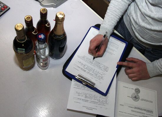 Police raid at illegal alcohol outlets