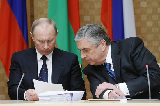 Vladimir Putin, Pavel Borodin
