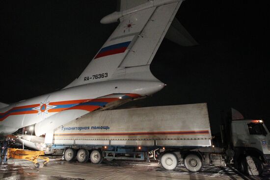 Russia sends first planeload of aid to Japan